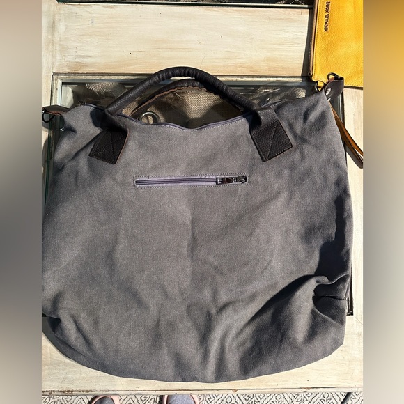 Large Canvas and Leather Purse-NWOT - Picture 2 of 3